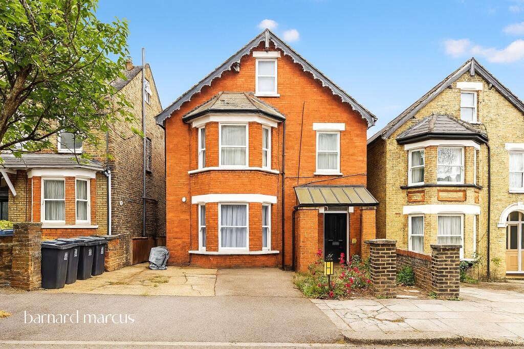Main image of property: Birdhurst Rise, South Croydon