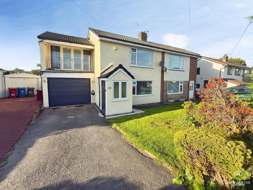 Carus Avenue, Hoddlesden, BB3