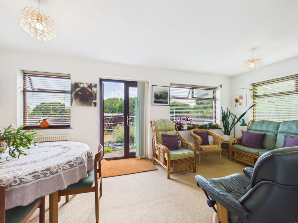 House in Rochester - View 3