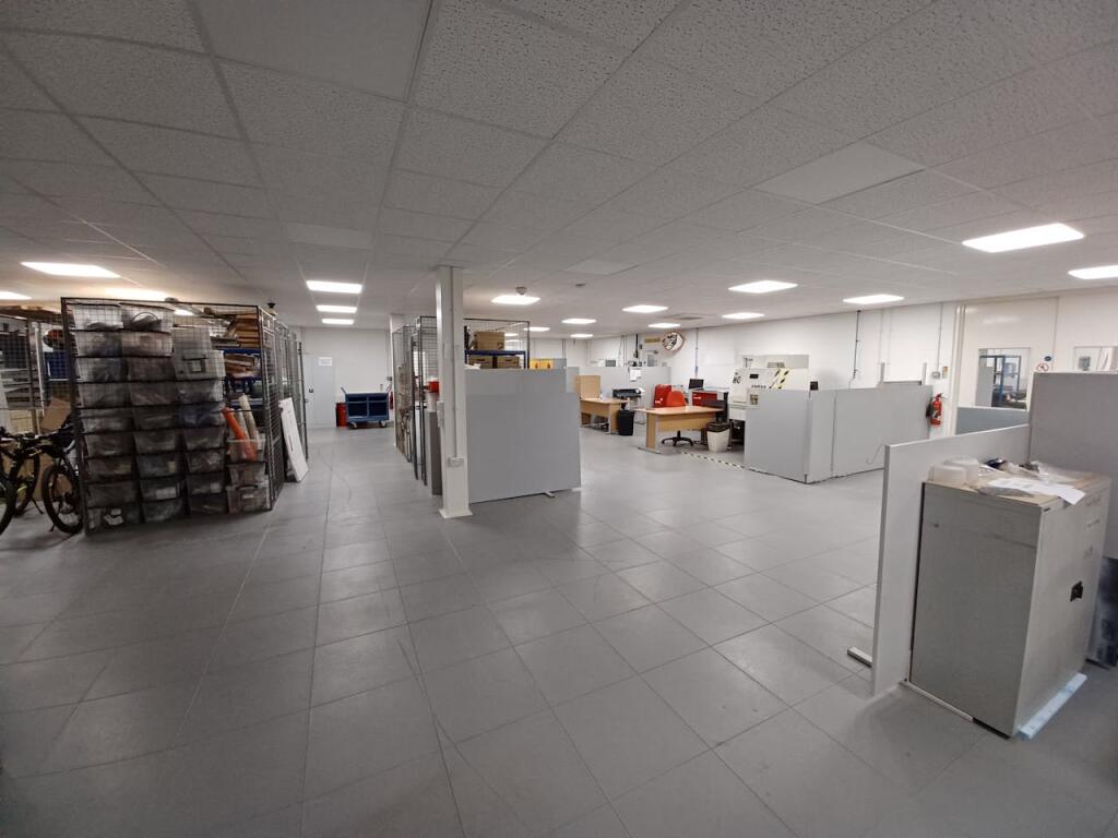 Additional image 6 of Unit 4 Broom Road Business Park, Broom Road, Poole, BH12 4PA