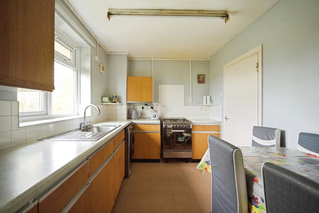 Blaney Crescent, London, E6 photo 3