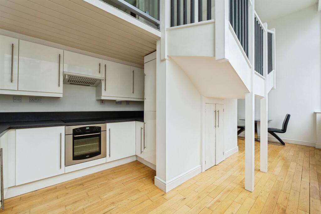 Apartment in Leicester, City of Leicester - View 4