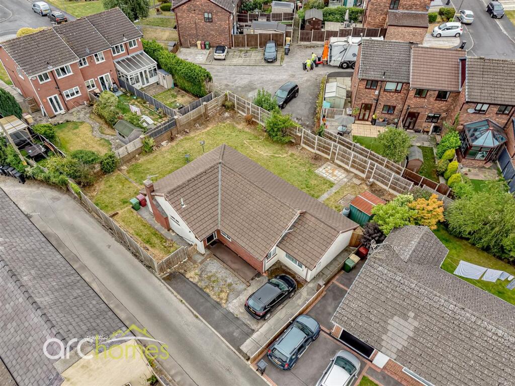 St. James Street, Westhoughton, BL5