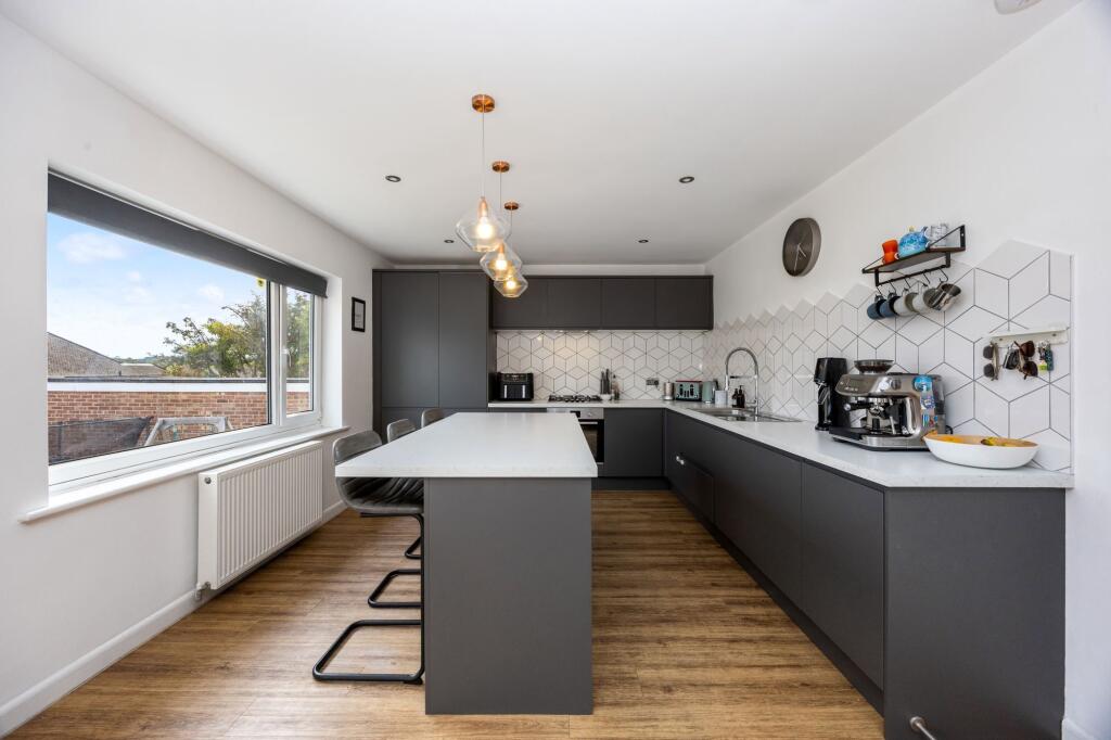 House in Brighton - View 4