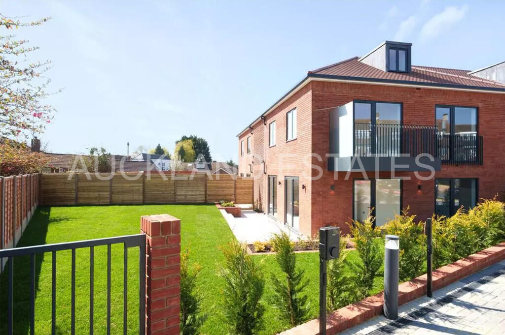 Property photo 8
