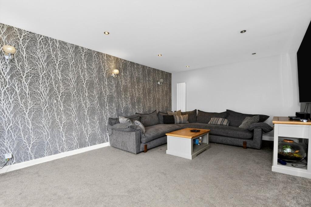 Additional image 3 of Whitechapel Road, Cleckheaton, BD19