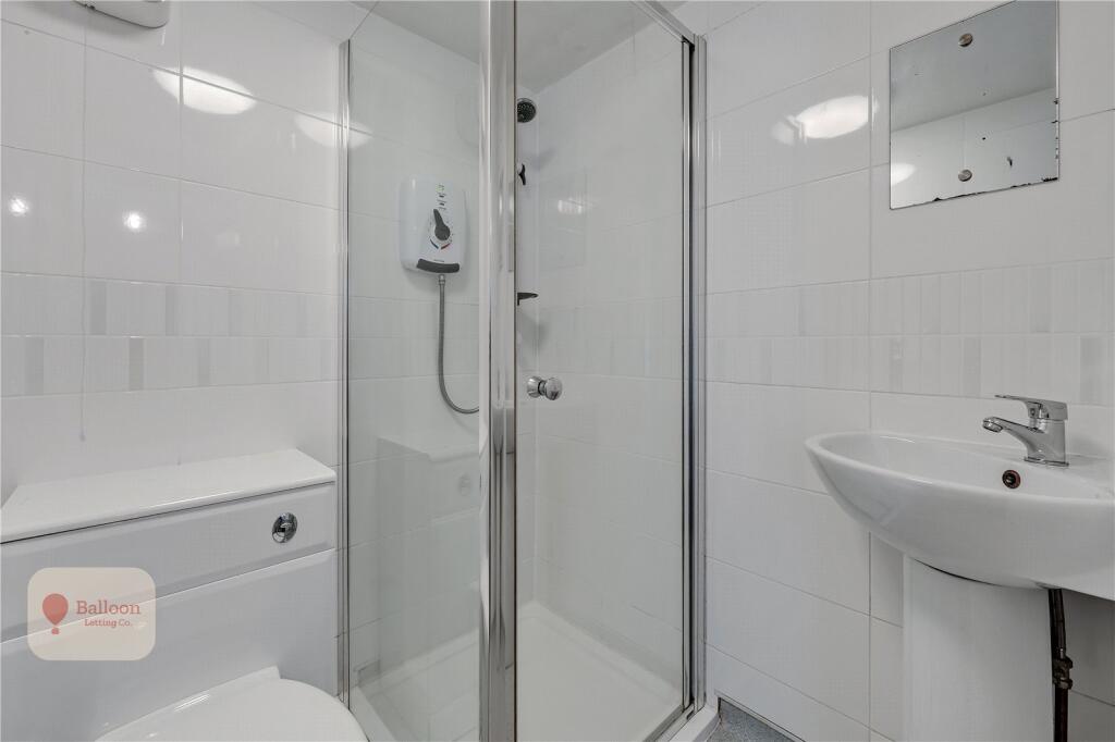 7 bedroom terraced house for rent