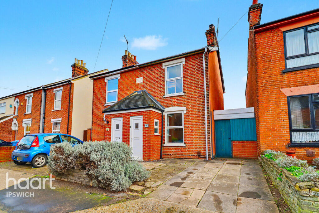 2-bed semi-detached on York Road, Ipswich, £210,000