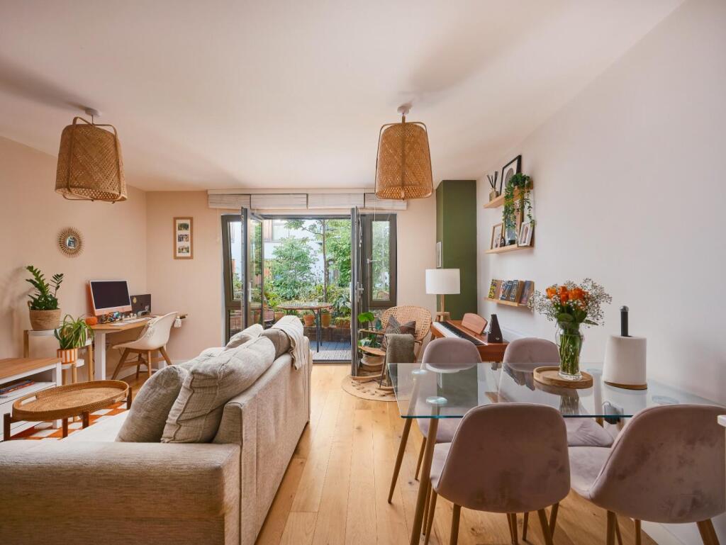 Apartment in Bristol, City of Bristol - View 4