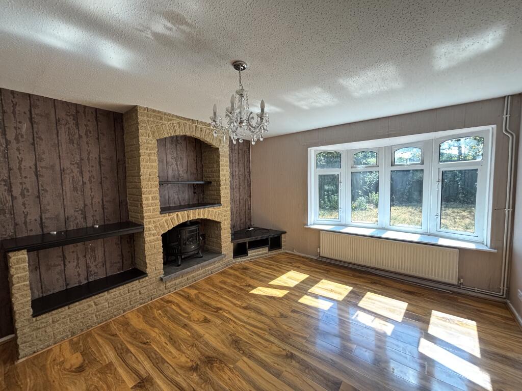 House in Milton Keynes, Wolverton and Greenleys - View 2