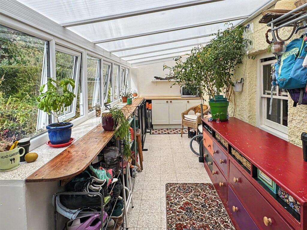 House in Plymouth, Lanivet - More