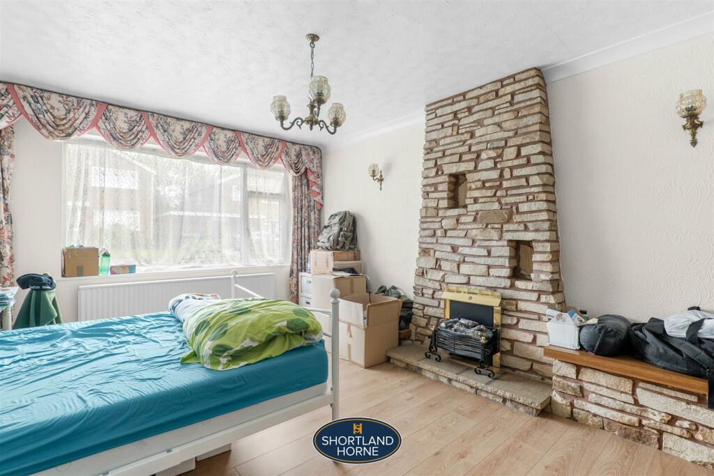 House in Coventry, Green Lane, Cannon Park - More
