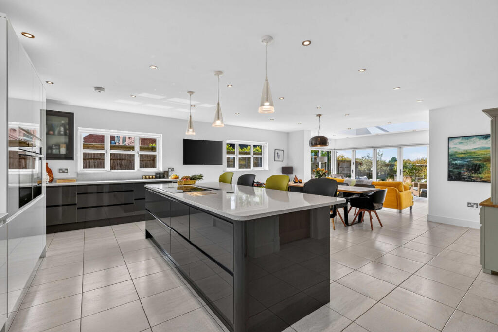 House in Rugby, Church Lawford - View 4