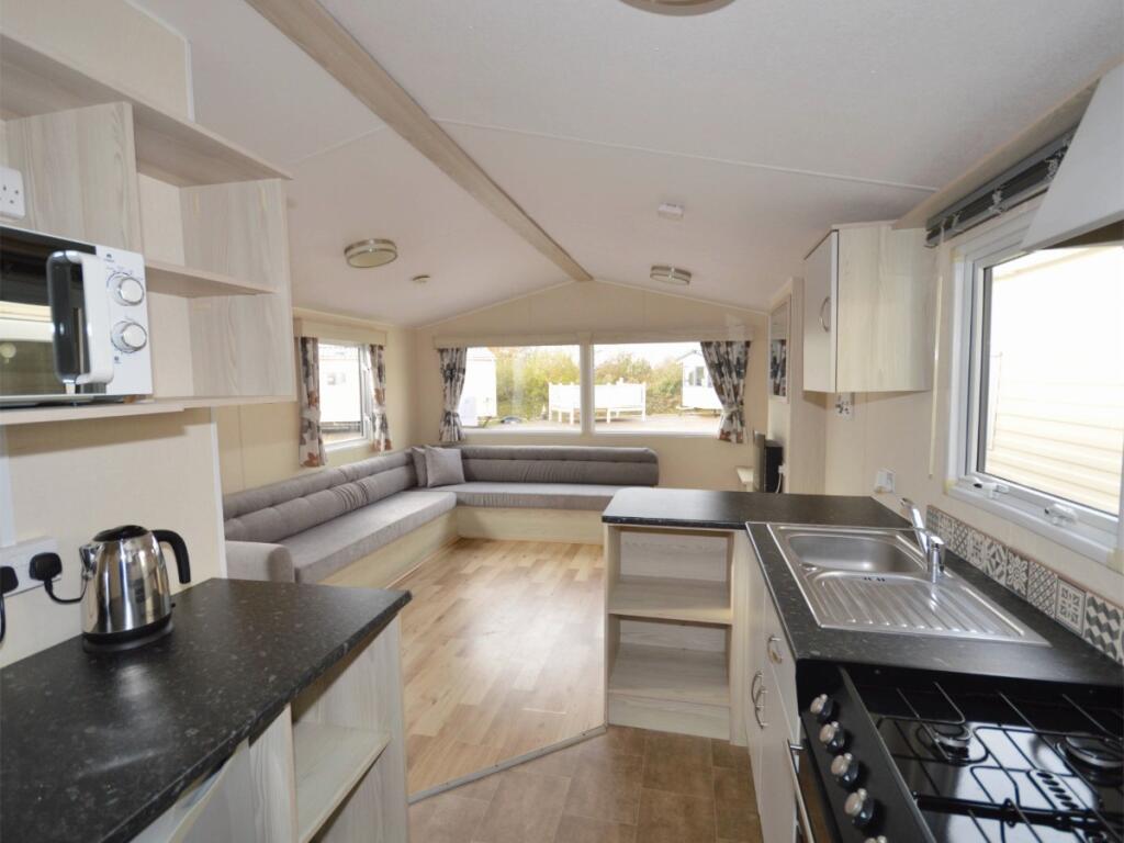 Two bed Atlas Moonstone, Mablethorpe Chalet and Caravan Park, Links Avenue, Mablethorpe, Lincolnshire, LN12 1QN photo 3