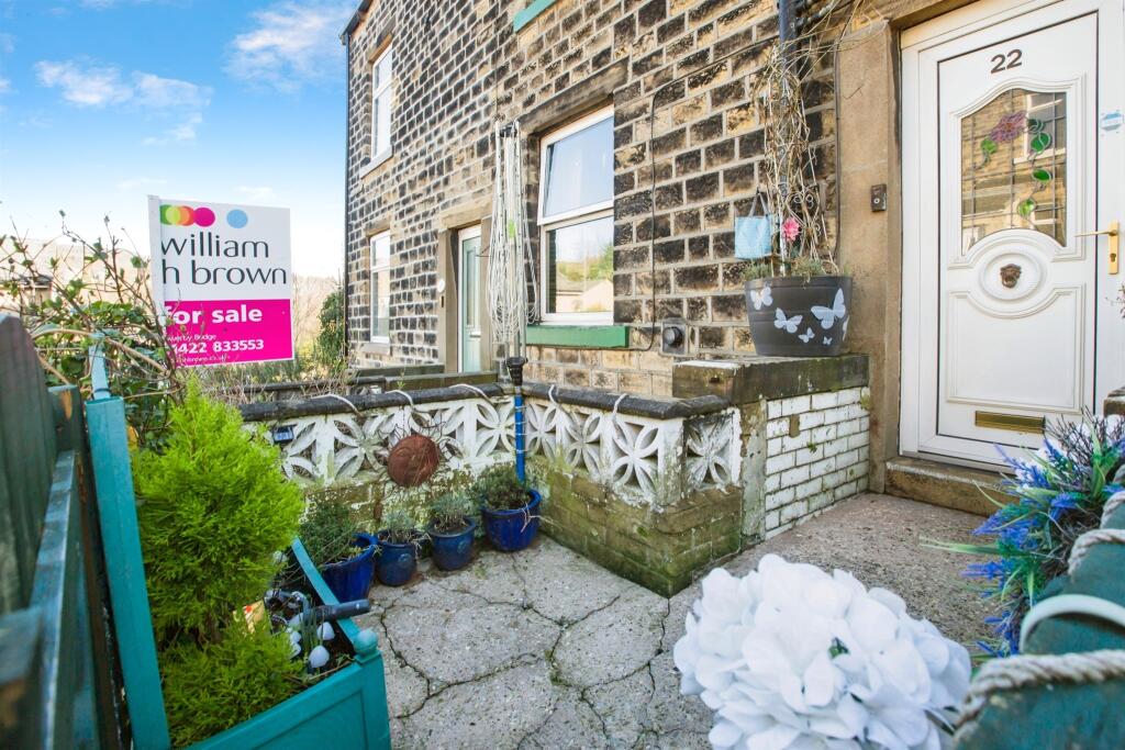2-bed terraced on Montague Street, Sowerby Bridge, £130,000