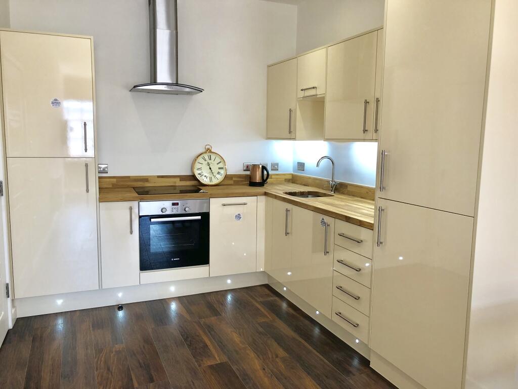 Main image of property: Hounds Gate Court, Nottingham, NG1