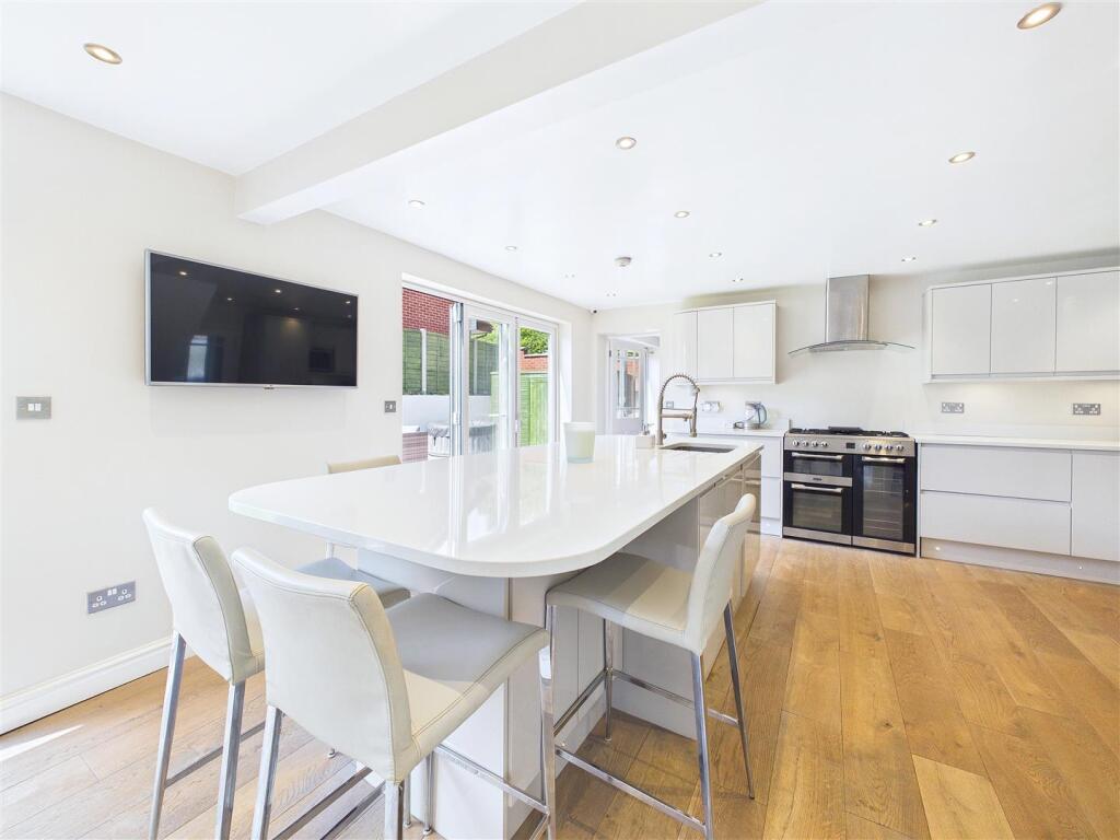 House in Lichfield, Boley Park - View 3