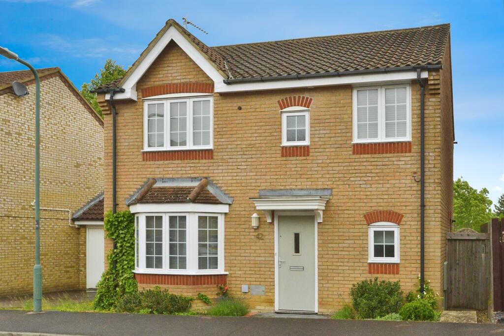 Main image of property: Clifton Moor, Oakhill, Milton Keynes