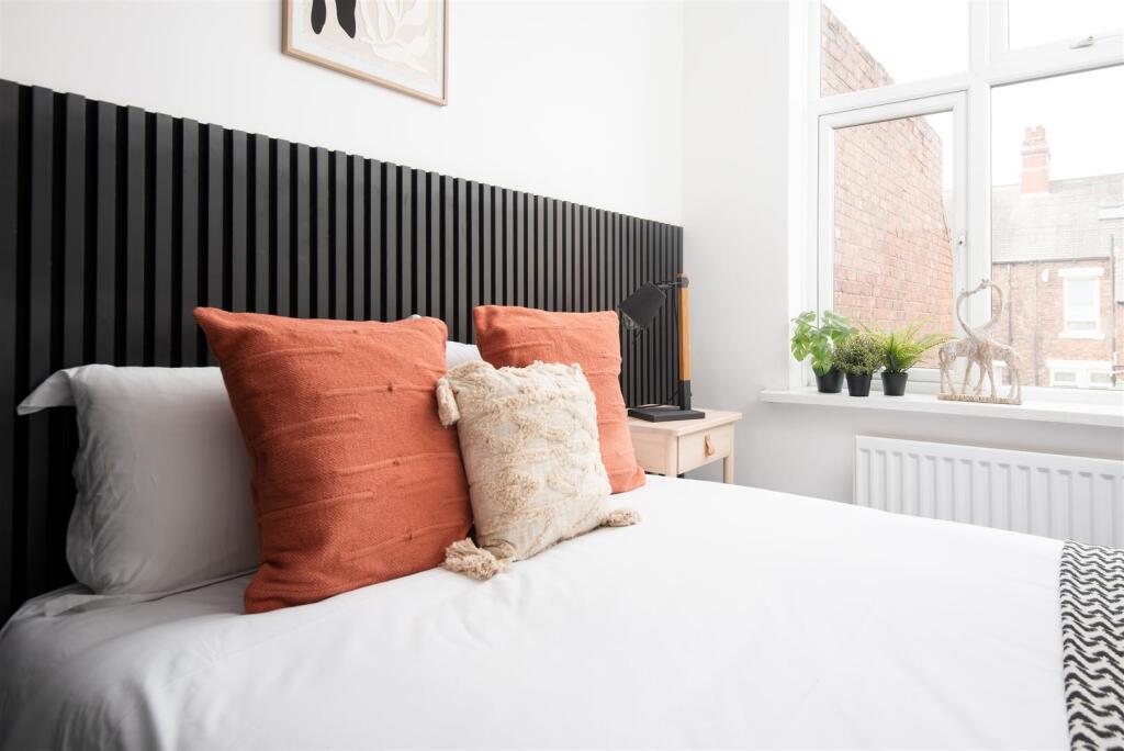 Apartment in Newcastle upon Tyne, Tyne and Wear - View 5