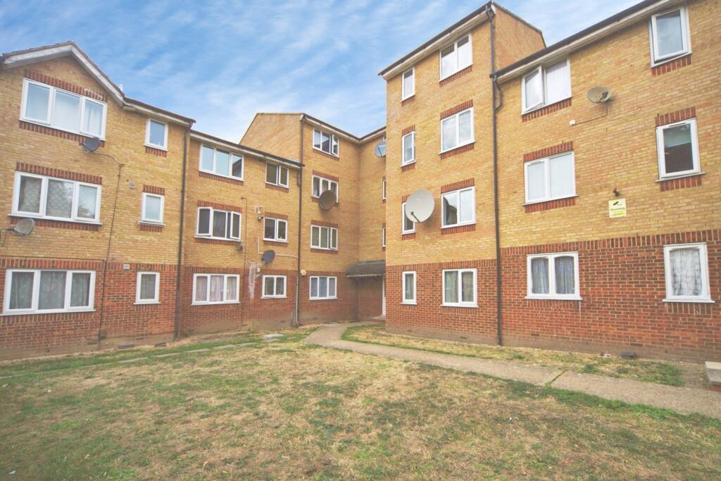 Apartment in London - View 3