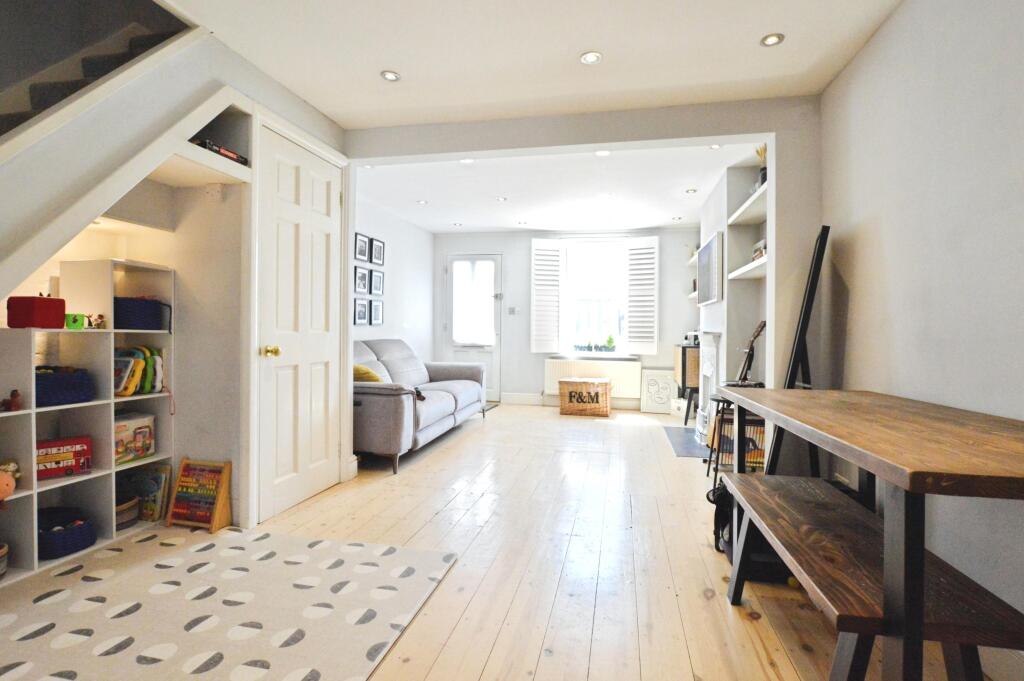 House in St Albans - View 5