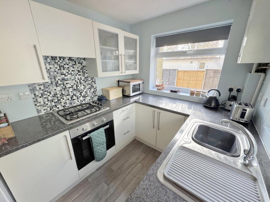 Apartment in Poole - More
