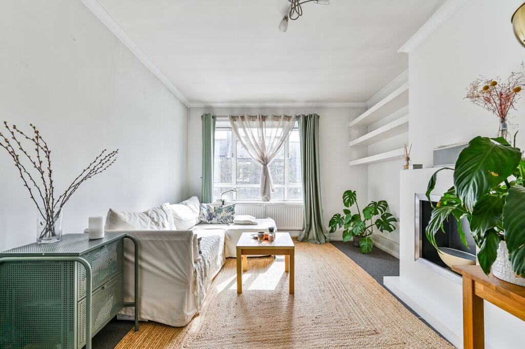 Apartment in London - More