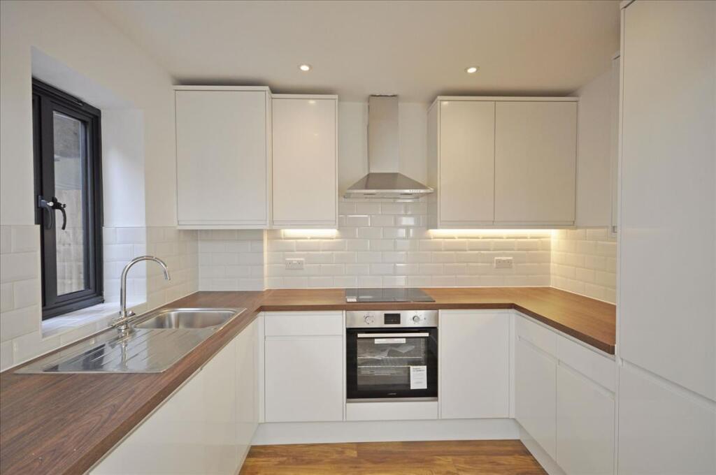 Apartment in London - View 2