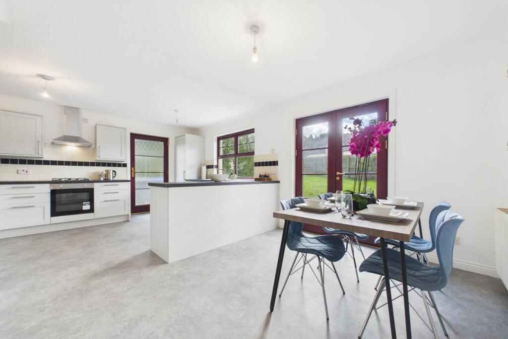 House in Motherwell, South Lanarkshire - View 3