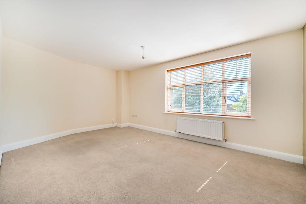 Apartment in Wokingham - More