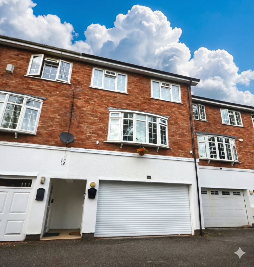 Main image of property: Kersal Crag, Salford, M7 4SL