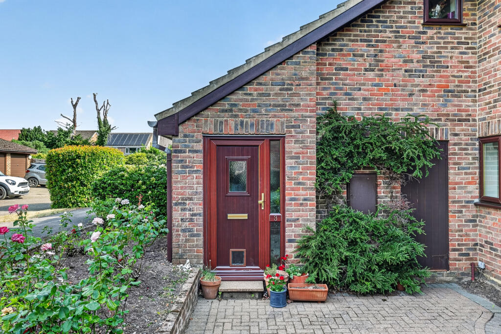 Wiltshire Drive, Wokingham, RG40 - View 2