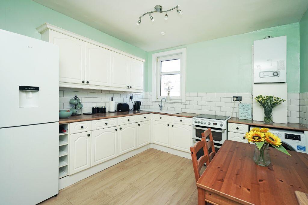 Apartment in Edinburgh - View 4