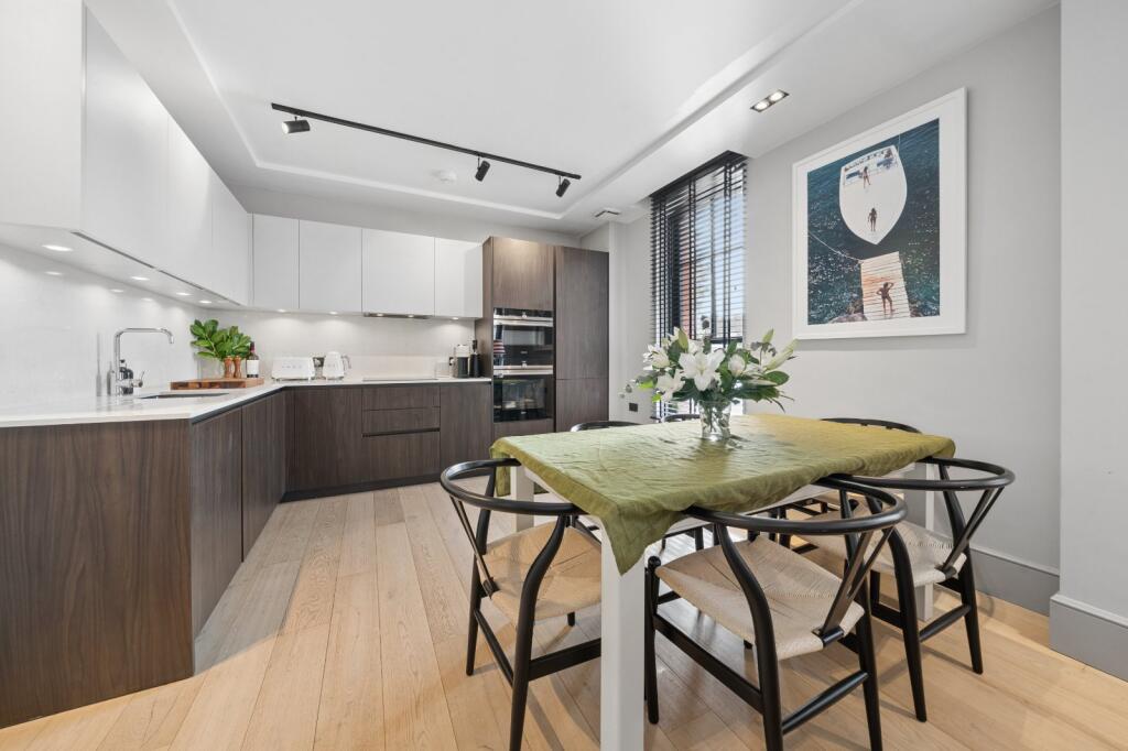 Apartment in London - View 5