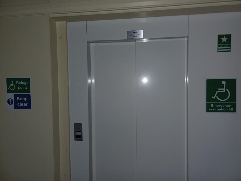 Photo 5