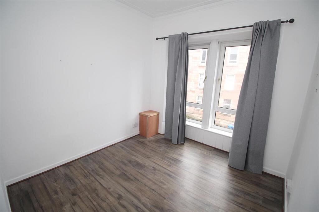 Apartment in Paisley - View 5