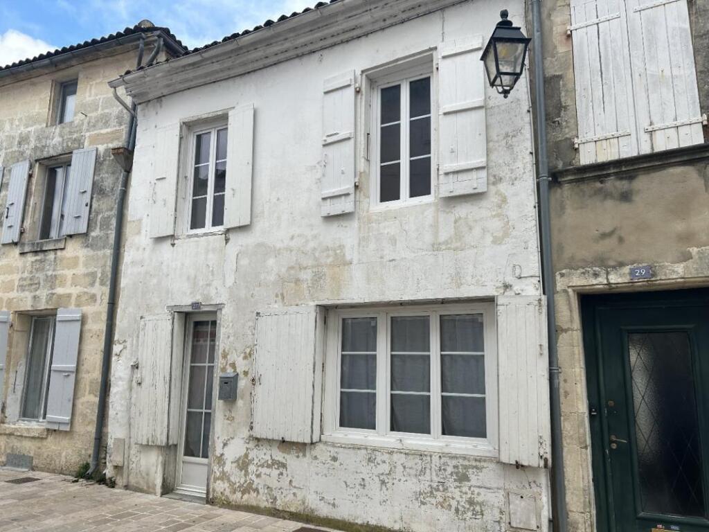 Main image of property: Poitou-Charentes, Charente-Maritime, St-Jean-d'Angély