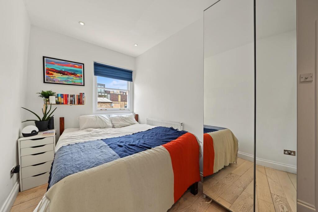 Apartment in London, Stoke Newington - View 5