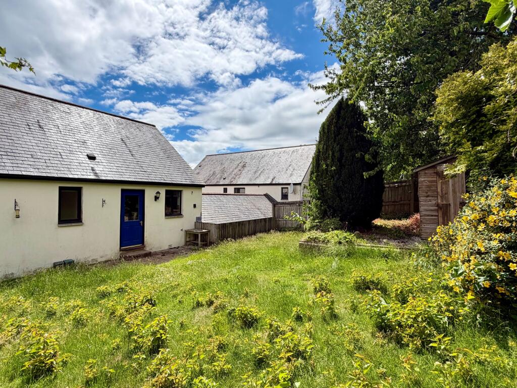 House in Exeter - View 4