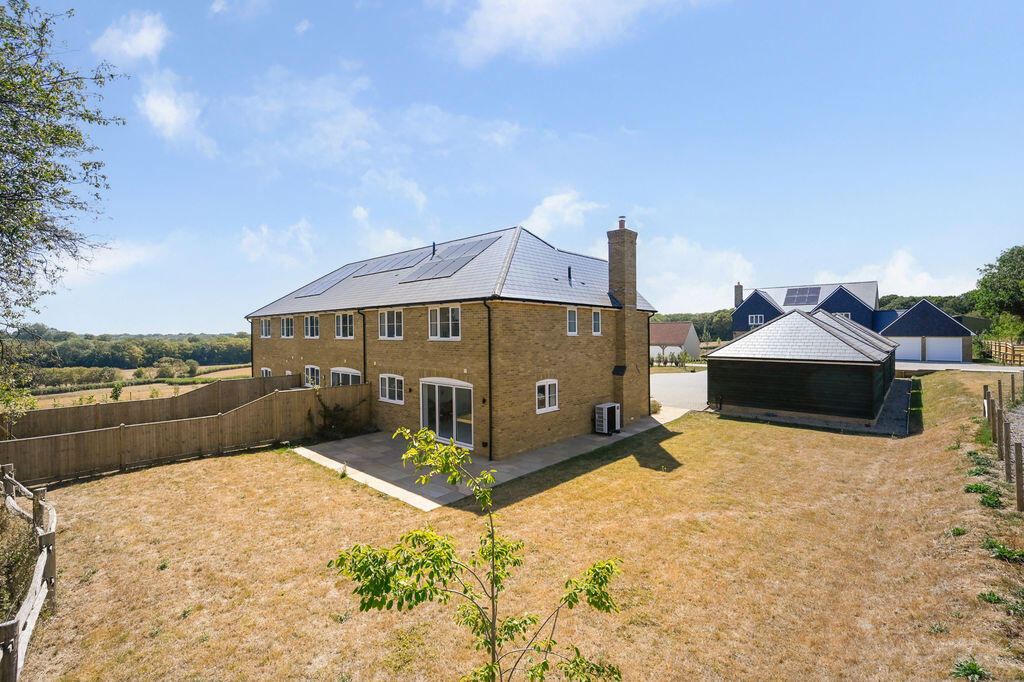 Ryeland Drive, High Halden photo 4