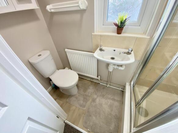 FIRST FLOOR FLAT 2