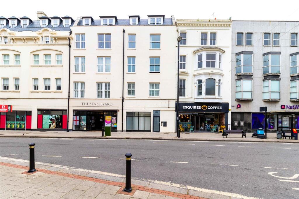 South Street, Worthing, Worthing