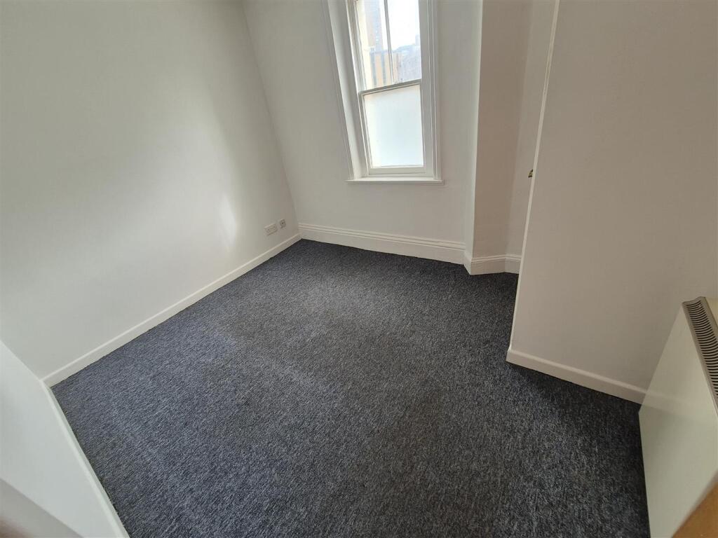 Main image of property: ONE BEDROOM FLAT, LANSDOWNE