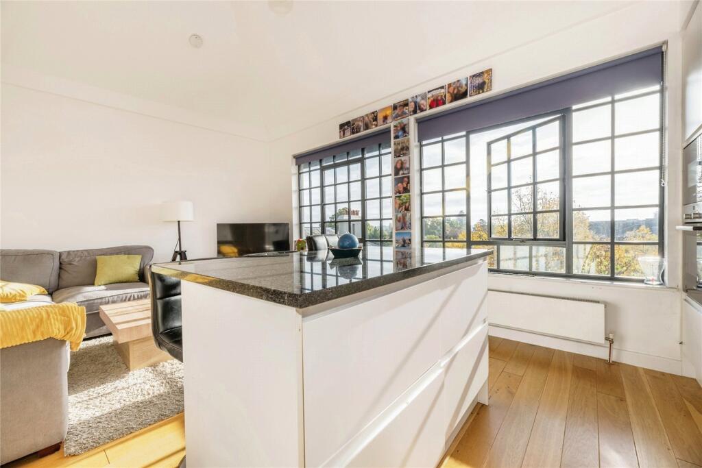 Main image of property: High Street, Esher, Surrey, KT10