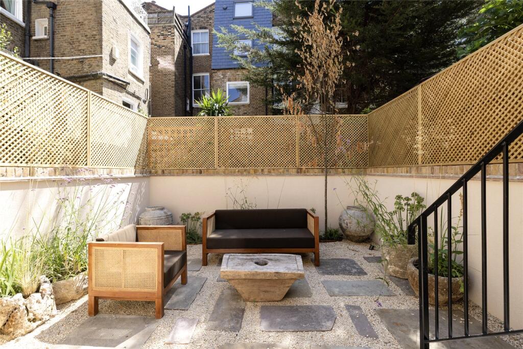 Apartment in London, Royal Borough of Kensington and Chelsea - View 3