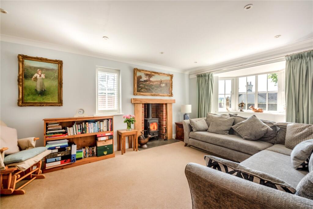 House in Waverley, Lower Bourne, Farnham - View 3
