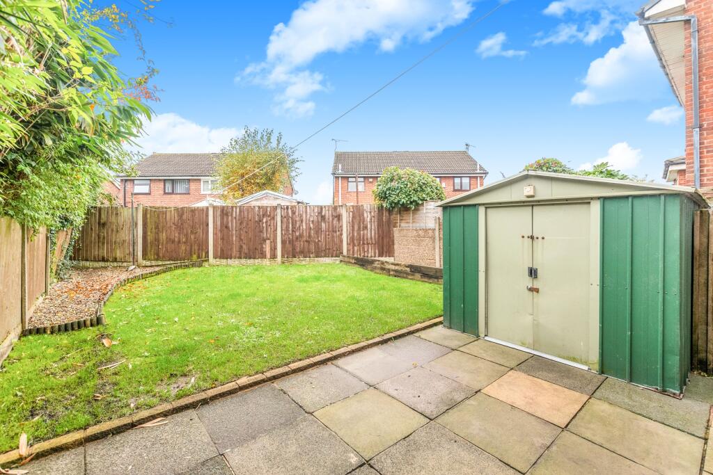 House in Wigan, Leyland Green, Garswood - View 4