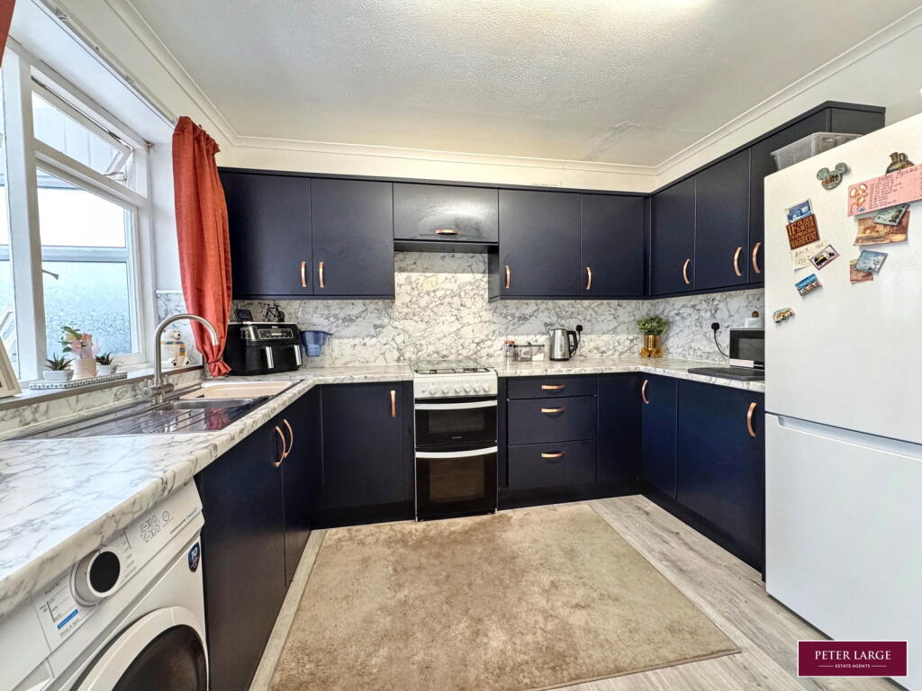 House in Llandudno, Prestatyn - More