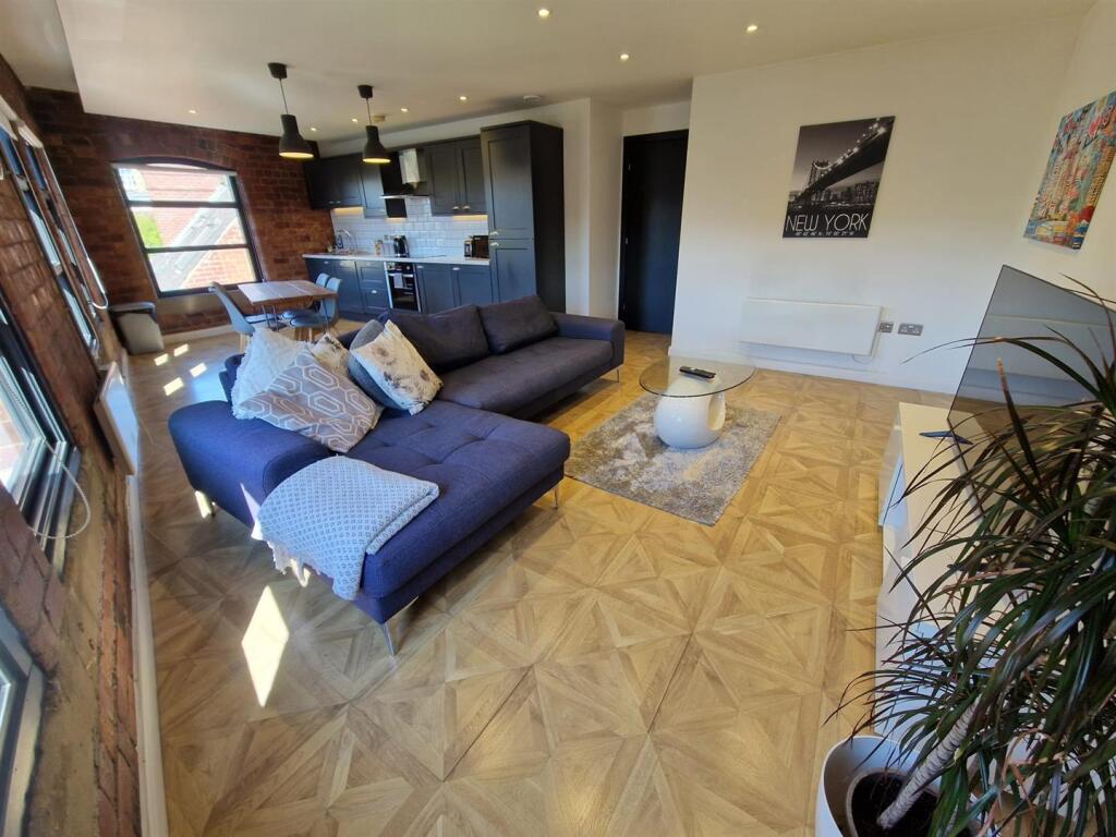 Main image of property: The Calls, Leeds
