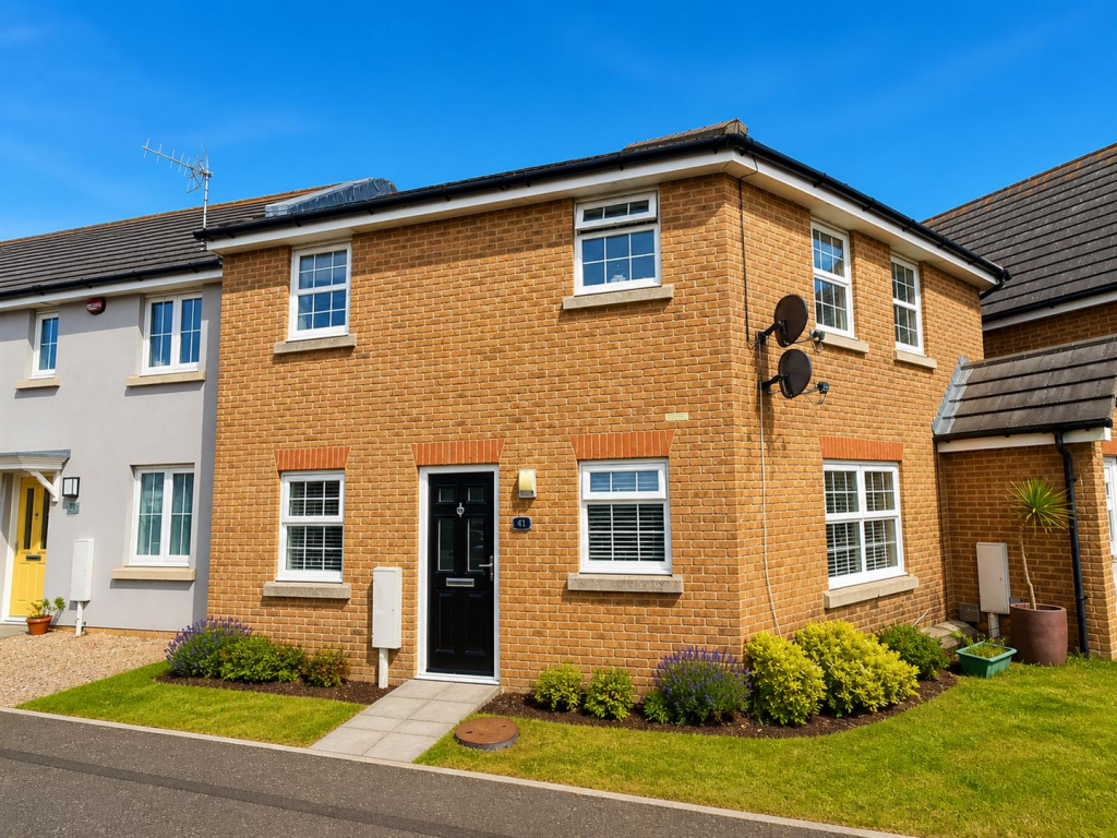 Main image of property: Roundhouse Crescent, Peacehaven